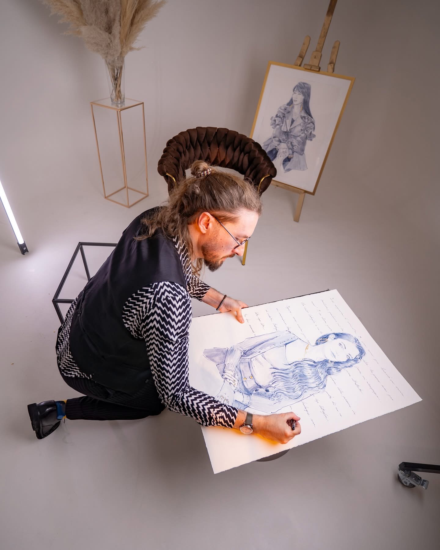 Votre portrait à l’encre bleue par Mauro Carraro